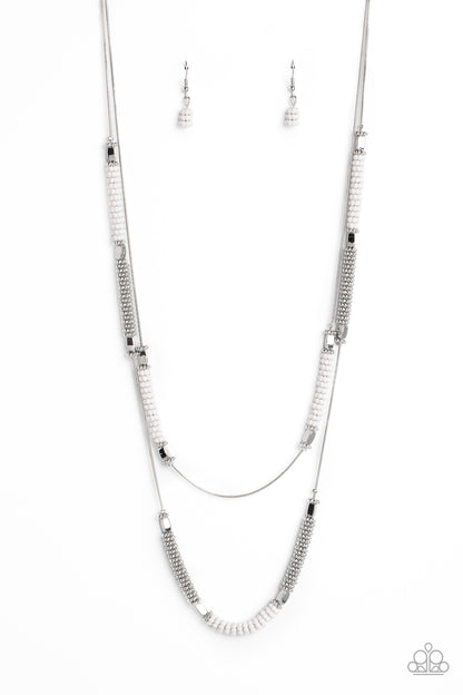 Caviar Chic - white - Paparazzi necklace