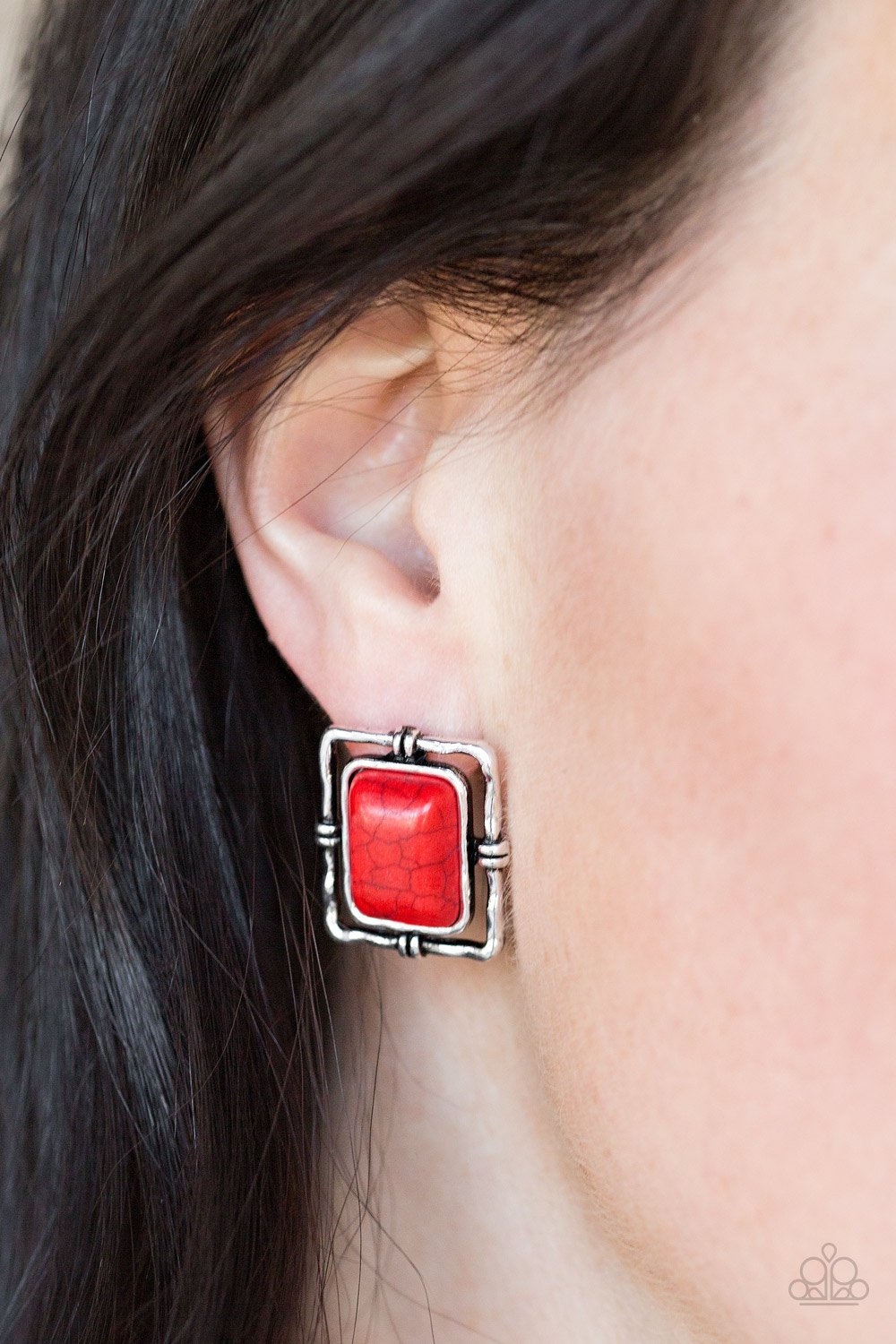 Center Stagecoach - red - Paparazzi earrings