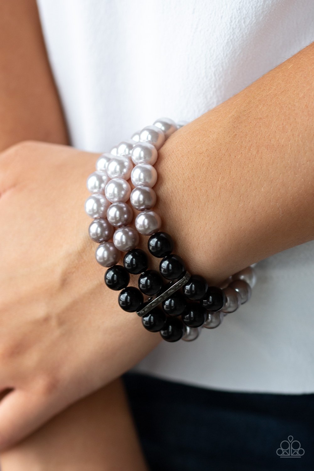 Central Park Celebrity-black-Paparazzi bracelet
