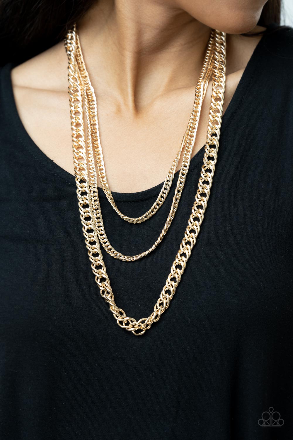 Chain of Champions - gold - Paparazzi necklace