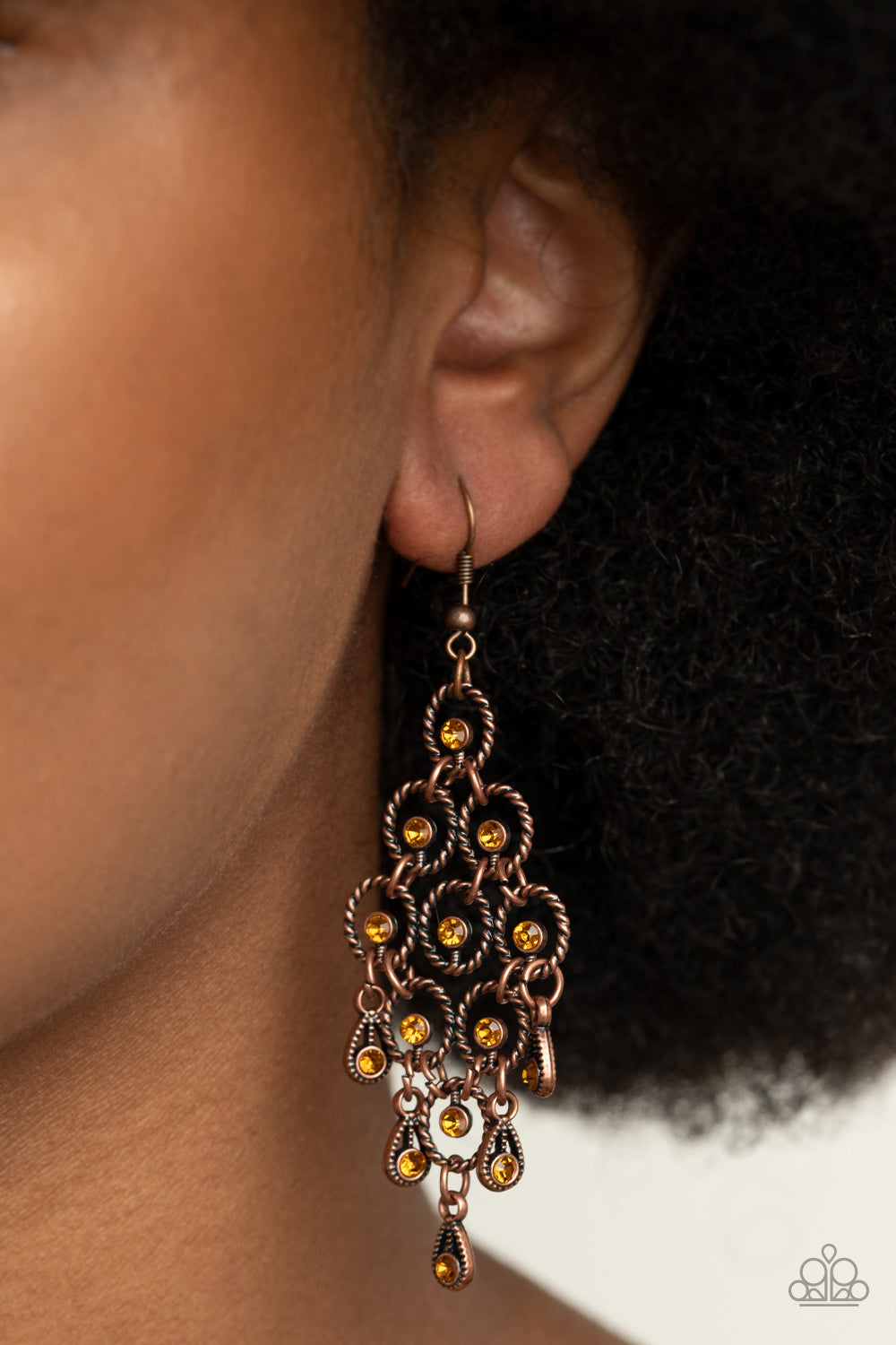 Chandelier Cameo - copper - Paparazzi earrings