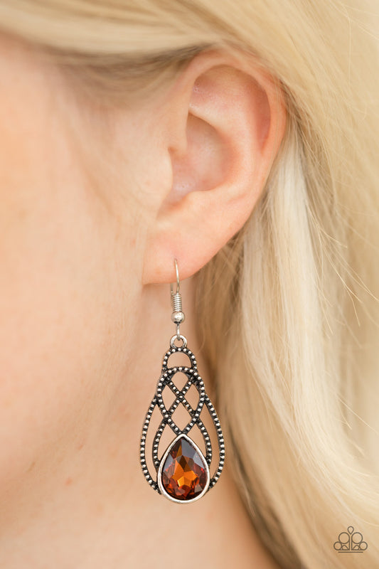 Chic Contessa - brown - Paparazzi earrings
