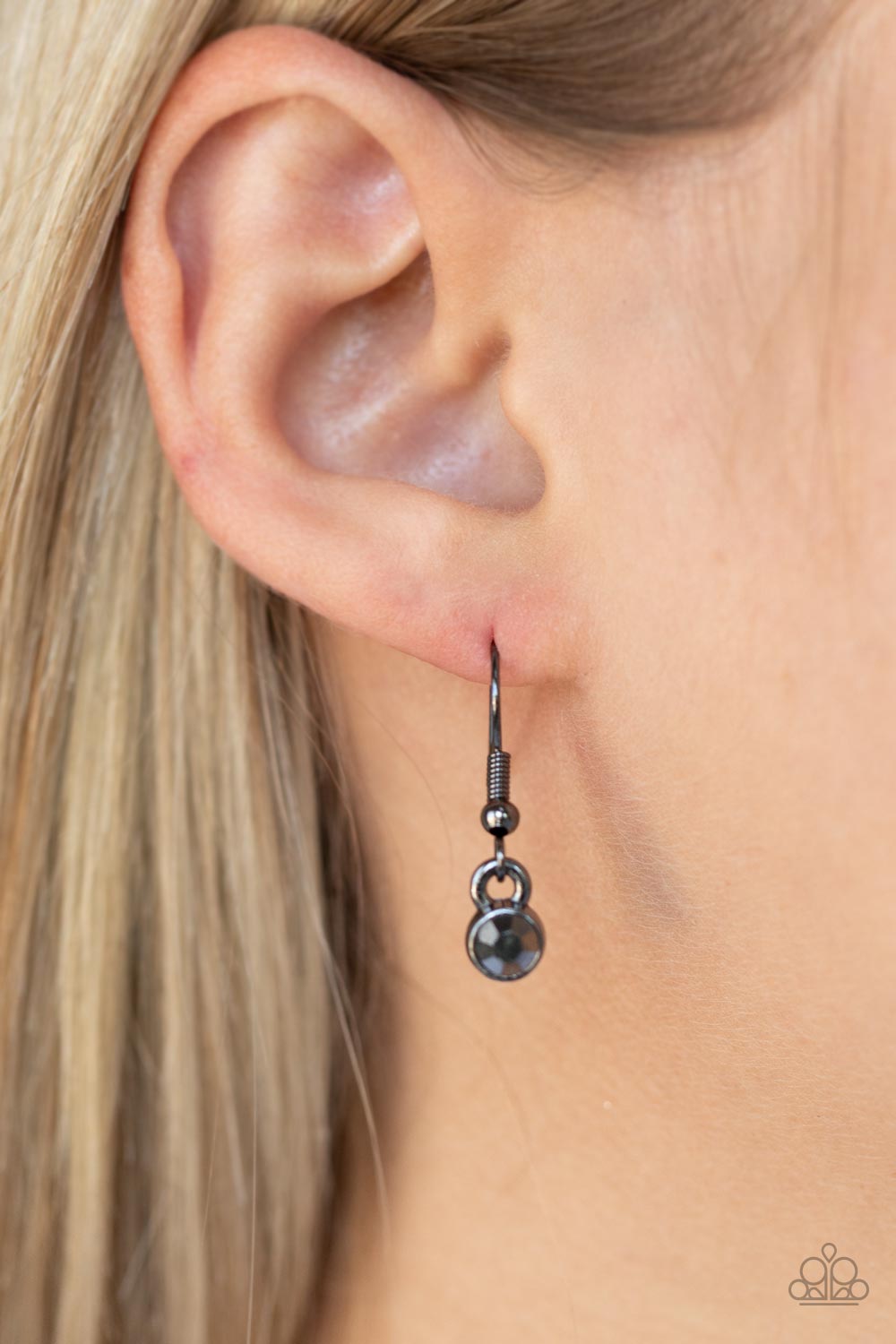 Chromatic Couture - red - Paparazzi necklace