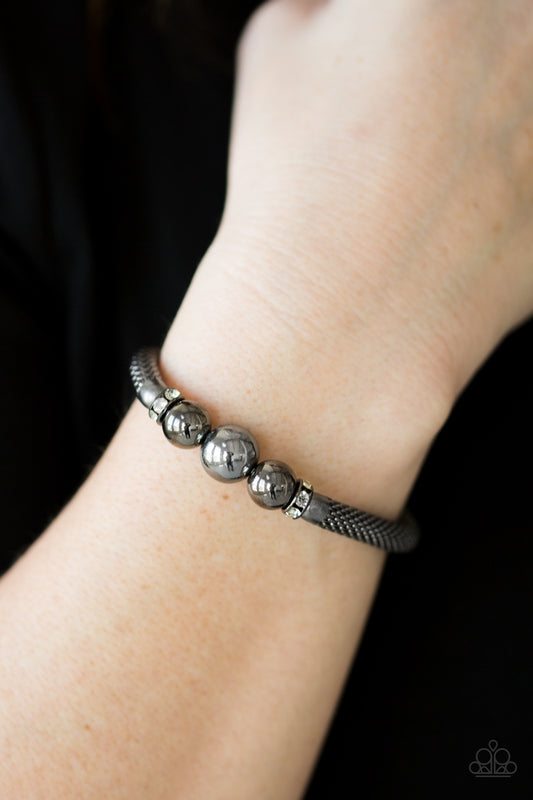 City Campus - black - Paparazzi bracelet