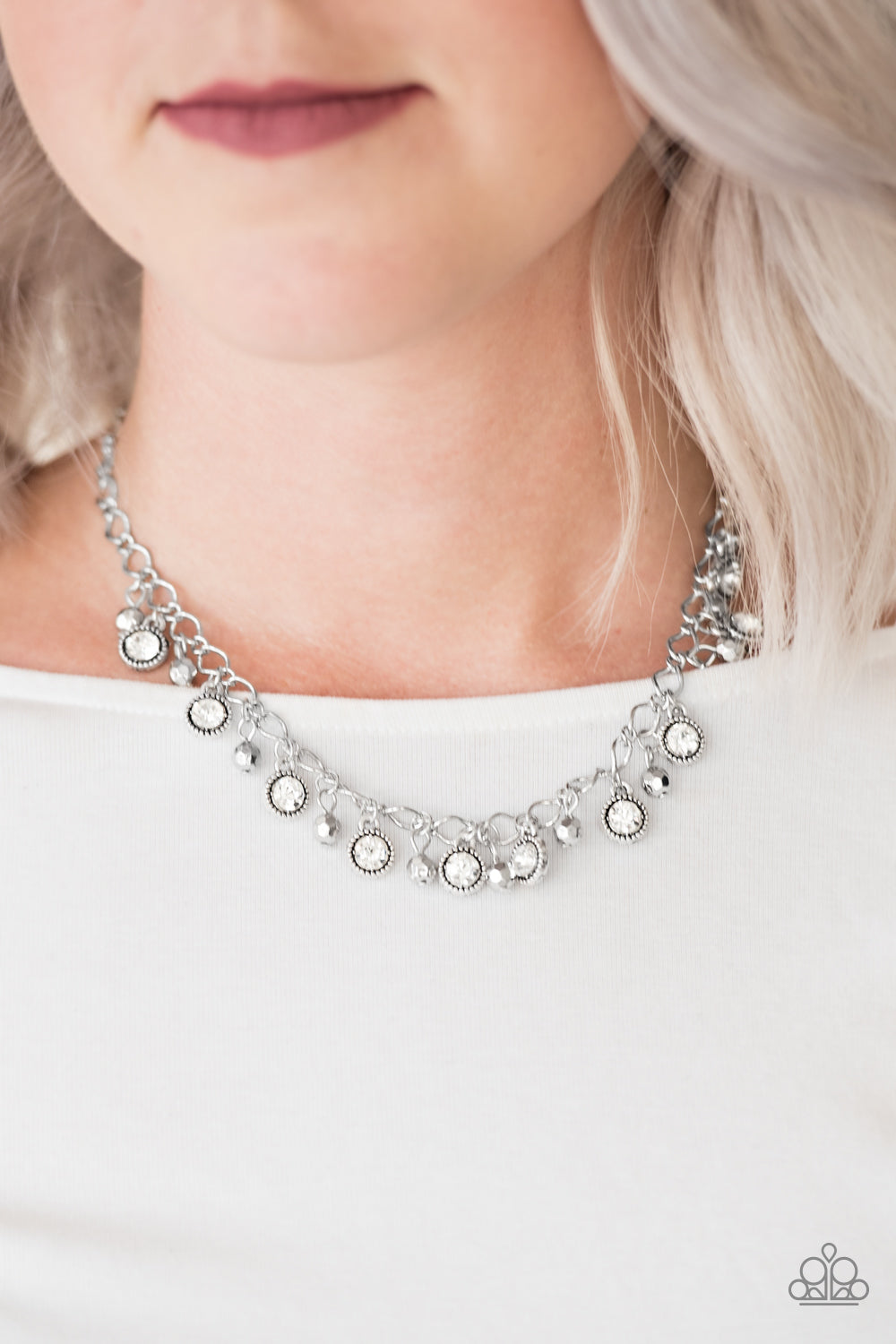 City Couture - white - Paparazzi necklace
