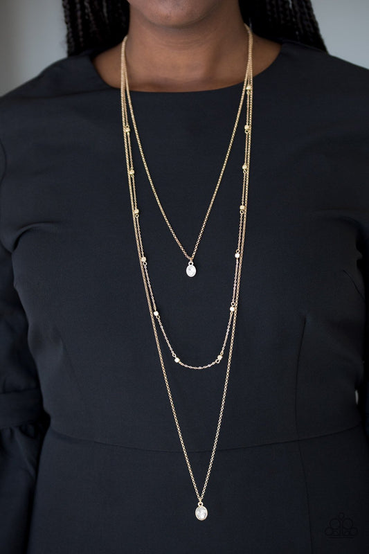 City Blockbuster - gold - Paparazzi necklace