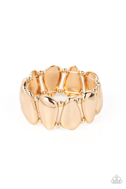 Classy Cave - gold - Paparazzi bracelet