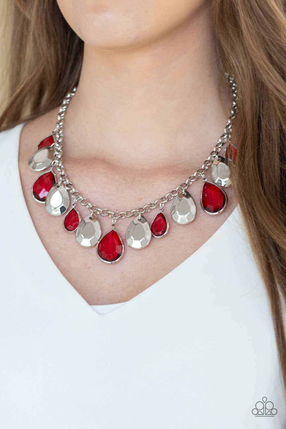 CLIQUE Bait-red-Paparazzi necklace