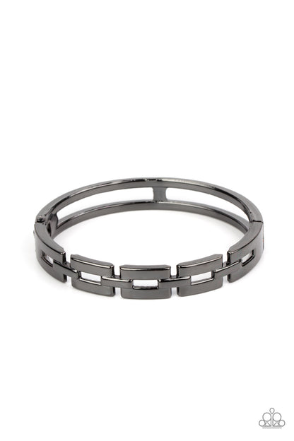 Closed Circuit Strategy - black - Paparazzi bracelet