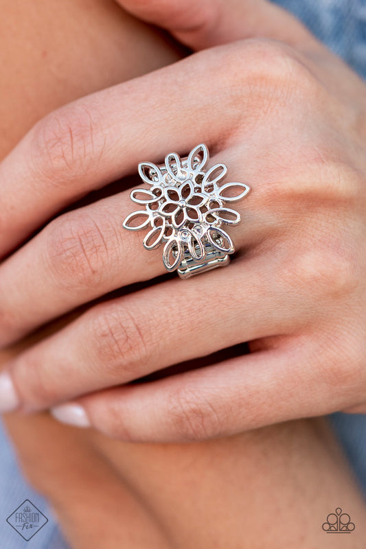 Coastal Chic - silver - Paparazzi ring