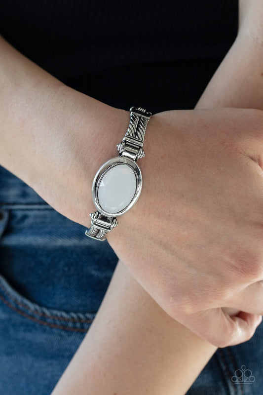 Color Coordination - White - Paparazzi bracelet