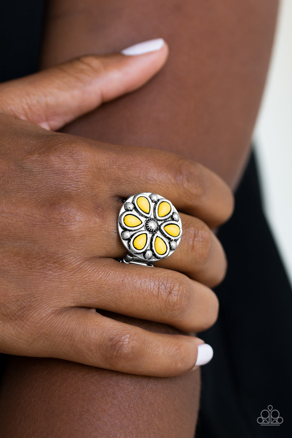 Color Me Calla Lily - yellow - Paparazzi ring