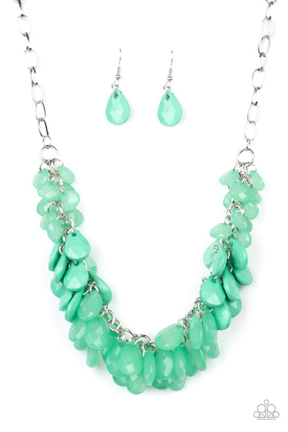 Colorfully Clustered - green - Paparazzi necklace