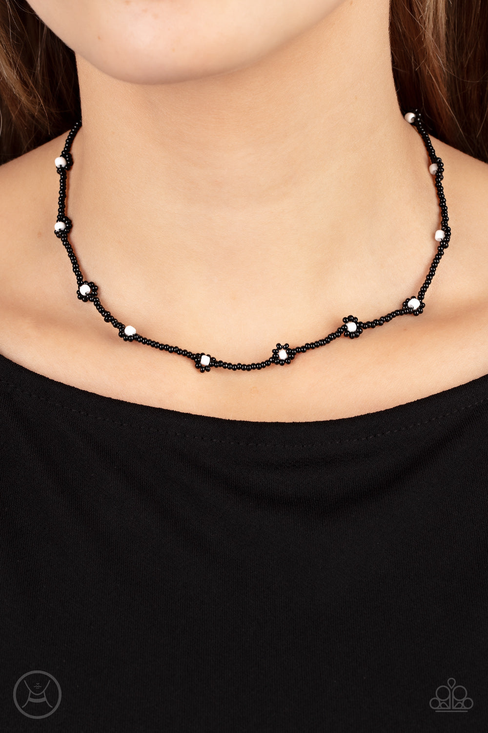 Colorfully Flower Child - black - Paparazzi necklace