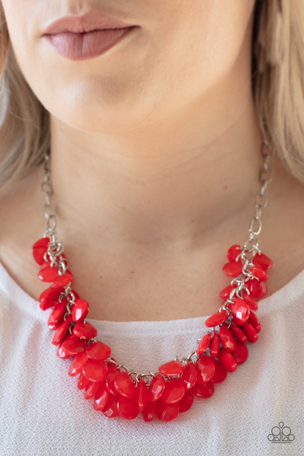 Colorfully Clustered-red-Paparazzi necklace