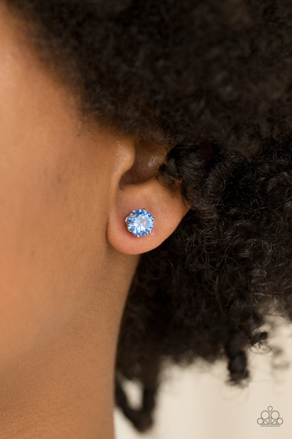Come Out On Top - blue - Paparazzi earrings