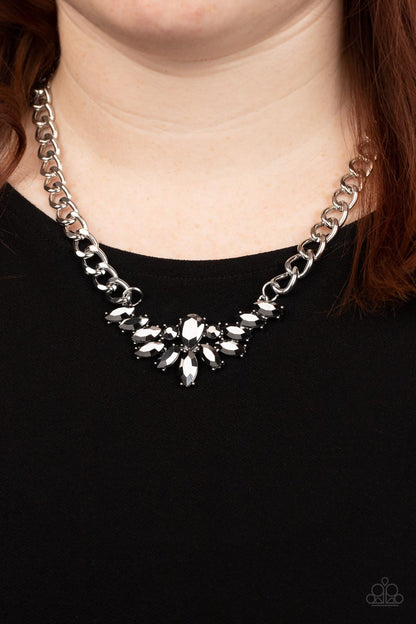 Come at Me - silver - Paparazzi necklace