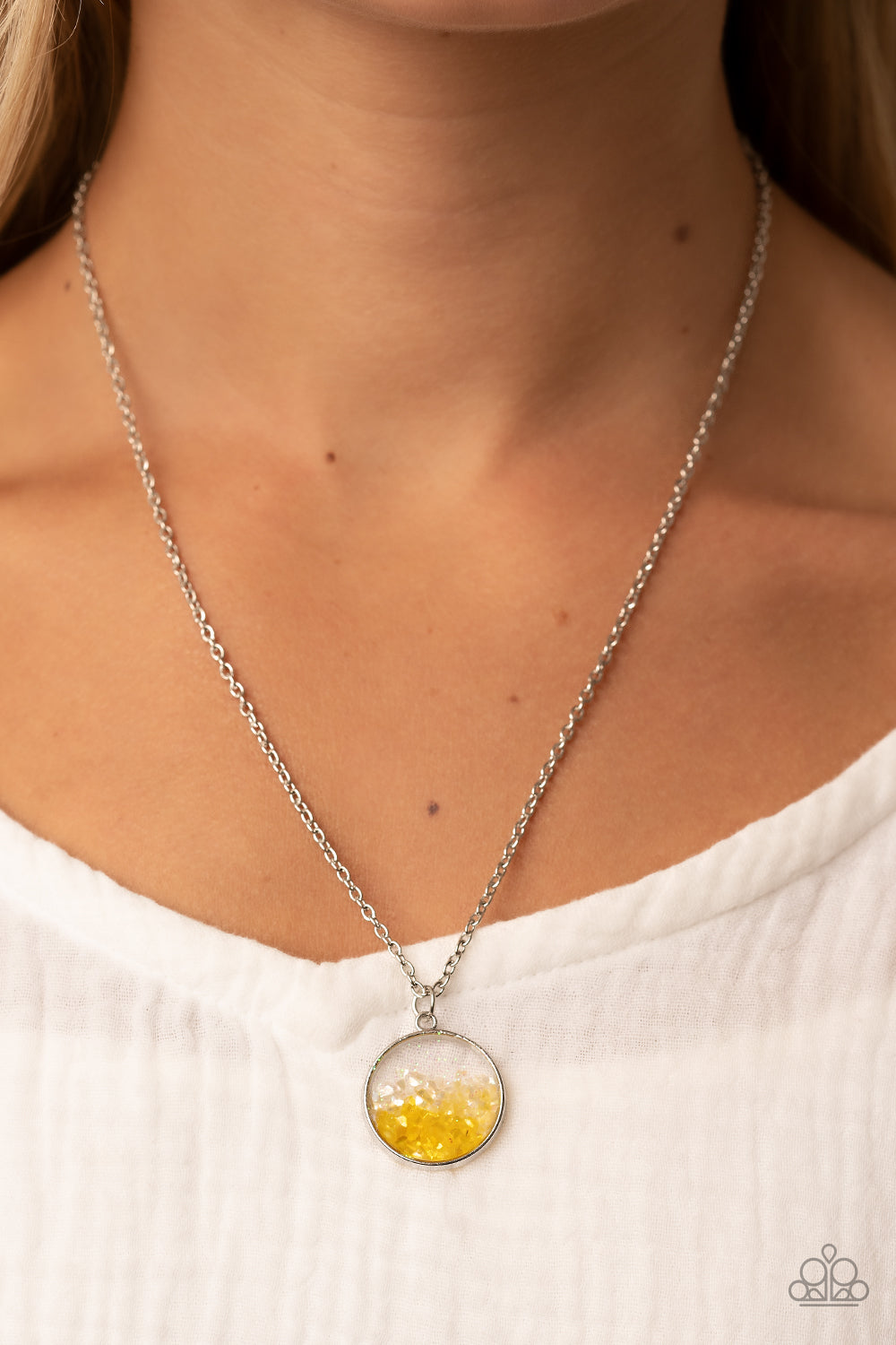 Completely Crushed - yellow - Paparazzi necklace