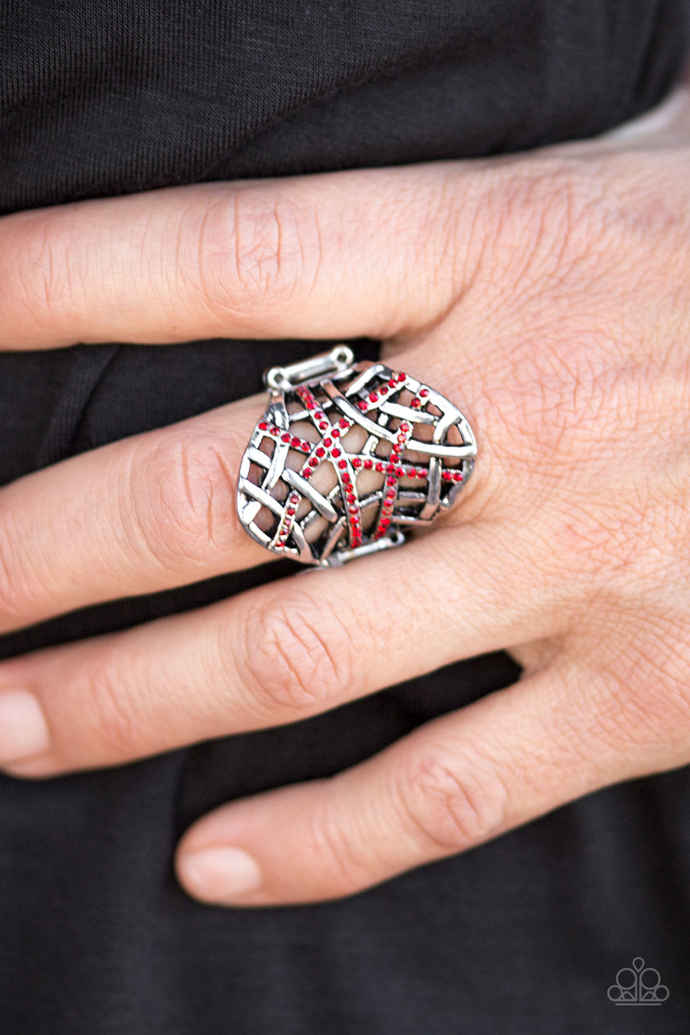 Controlled Chaos - red - Paparazzi ring