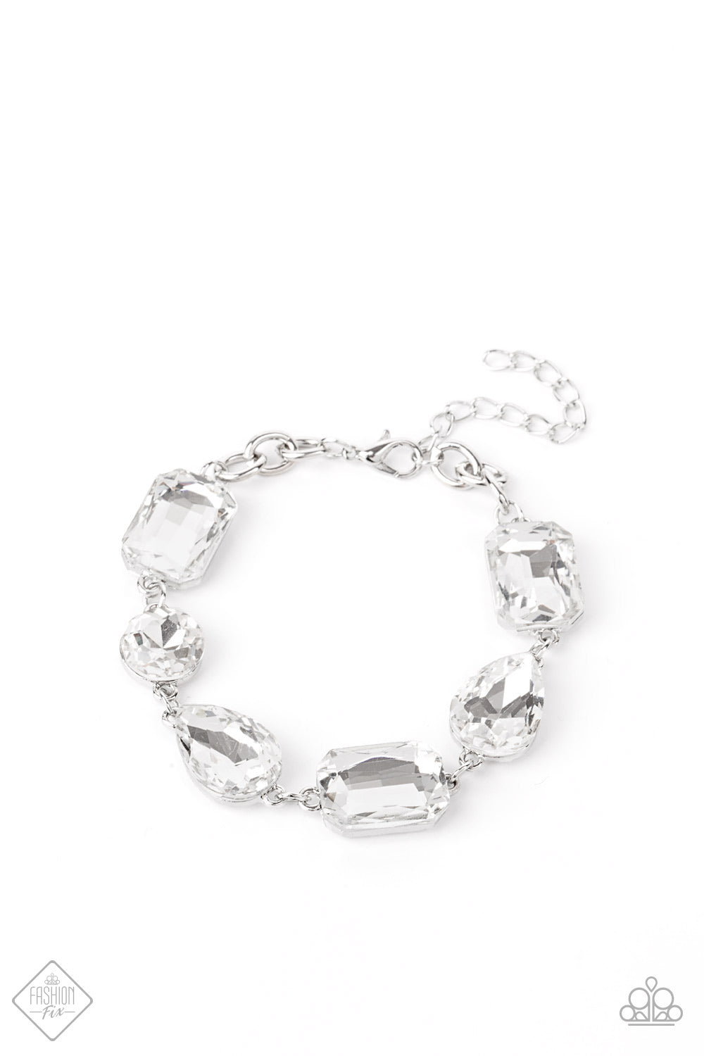 Cosmic Treasure Chest - white - Paparazzi bracelet