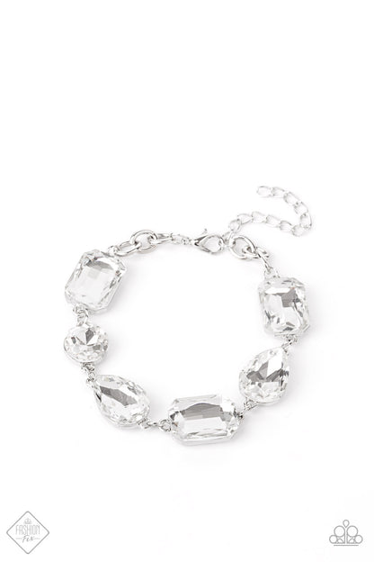 Cosmic Treasure Chest - white - Paparazzi bracelet