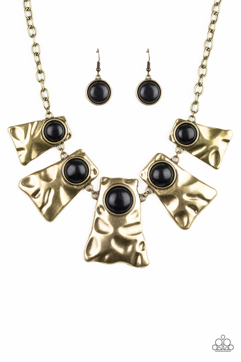 Cougar - brass - Paparazzi necklace