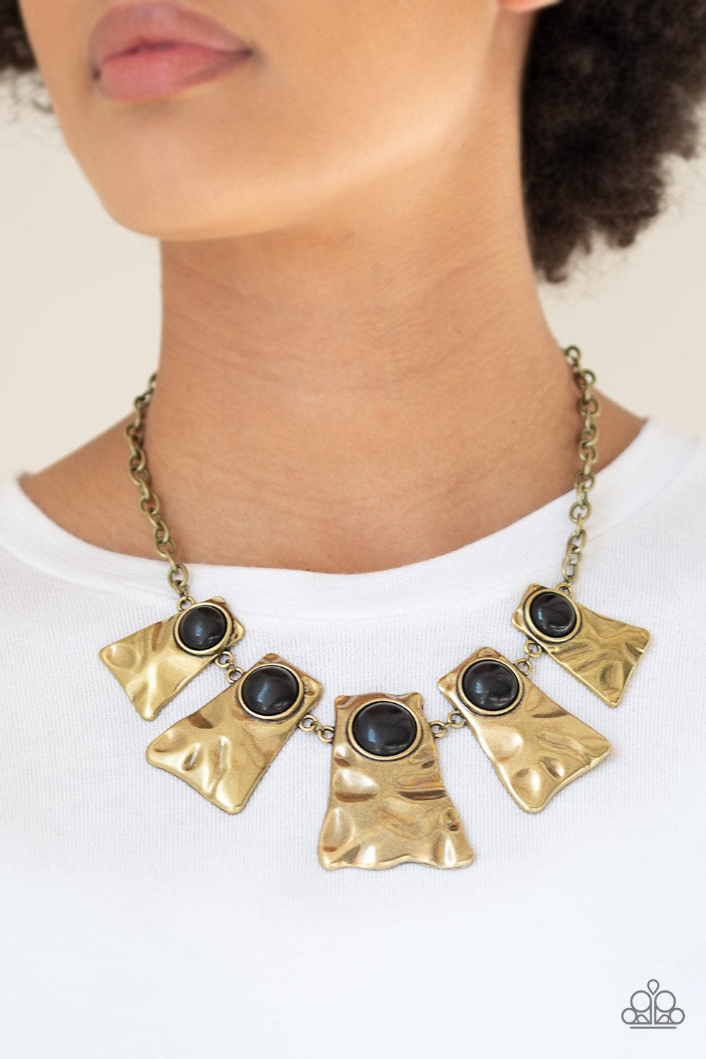 Cougar-brass-Paparazzi necklace