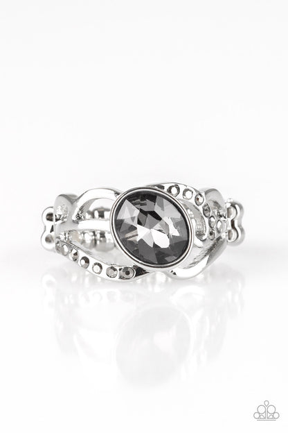 Couldn't Care FLAWLESS - silver - Paparazzi ring