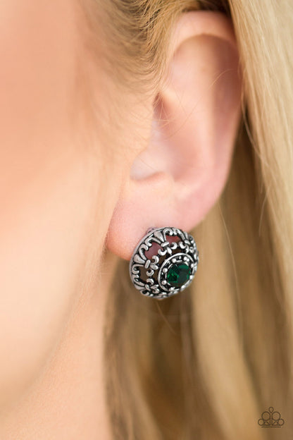 Courtly Courtiness - green - Paparazzi earrings