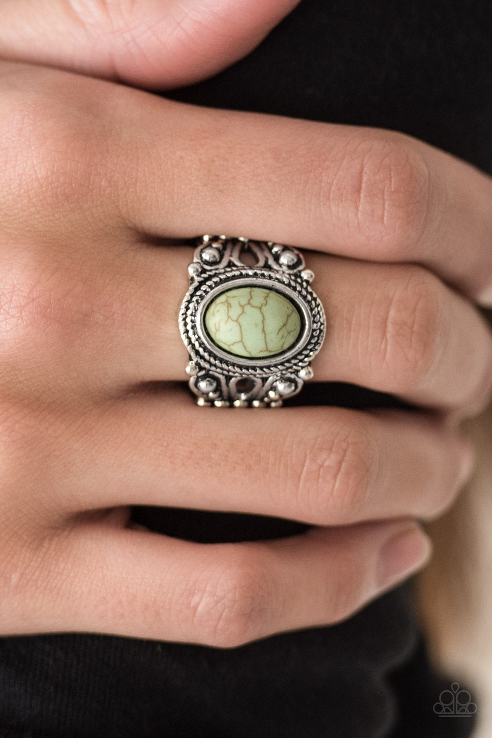 Coyote Canyon - green - Paparazzi ring