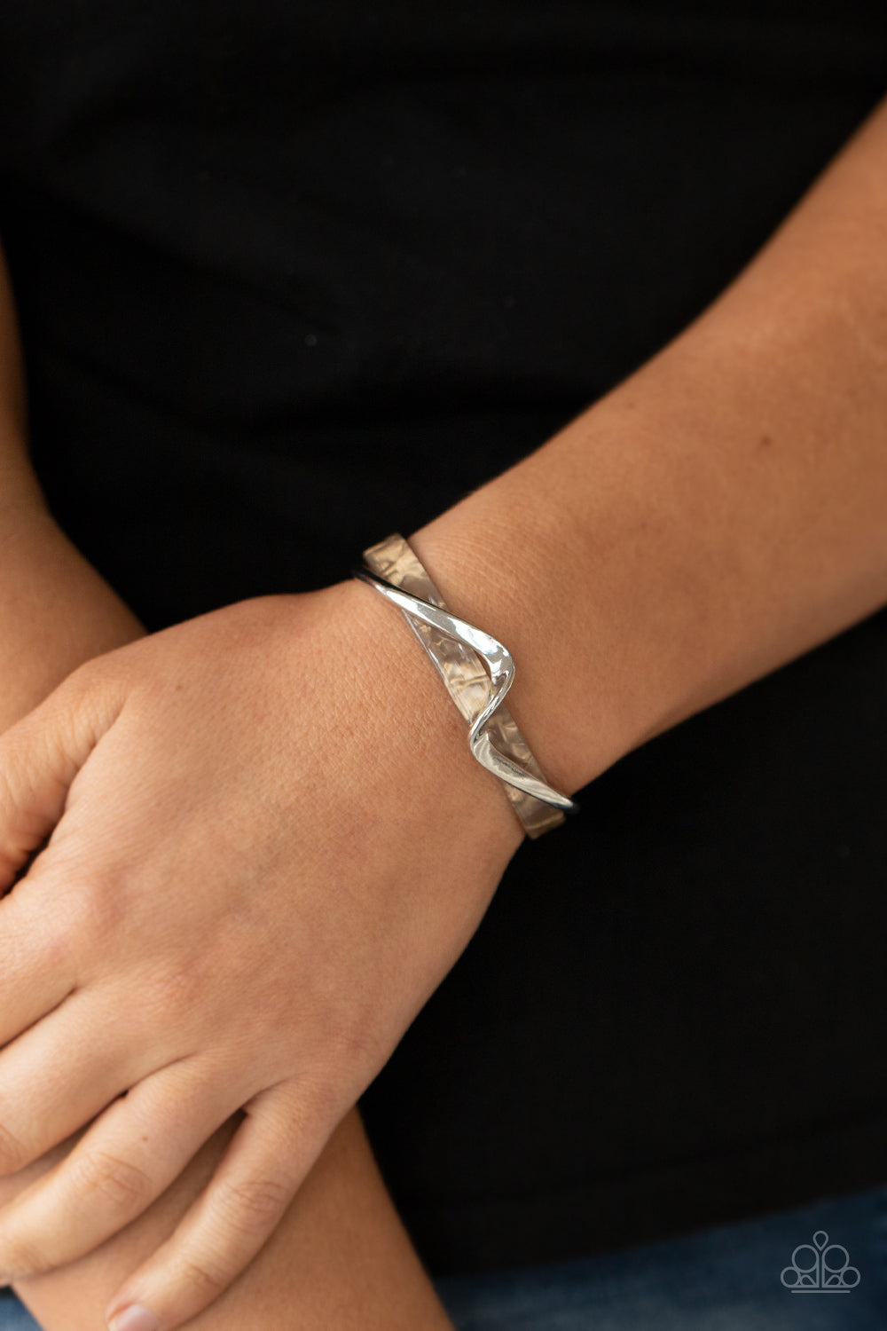 Craveable Curves - brown - Paparazzi bracelet