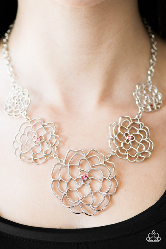 Crowned Carnation - Paparazzi necklace