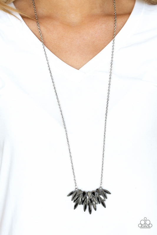 Crowning Moment - silver - Paparazzi necklace