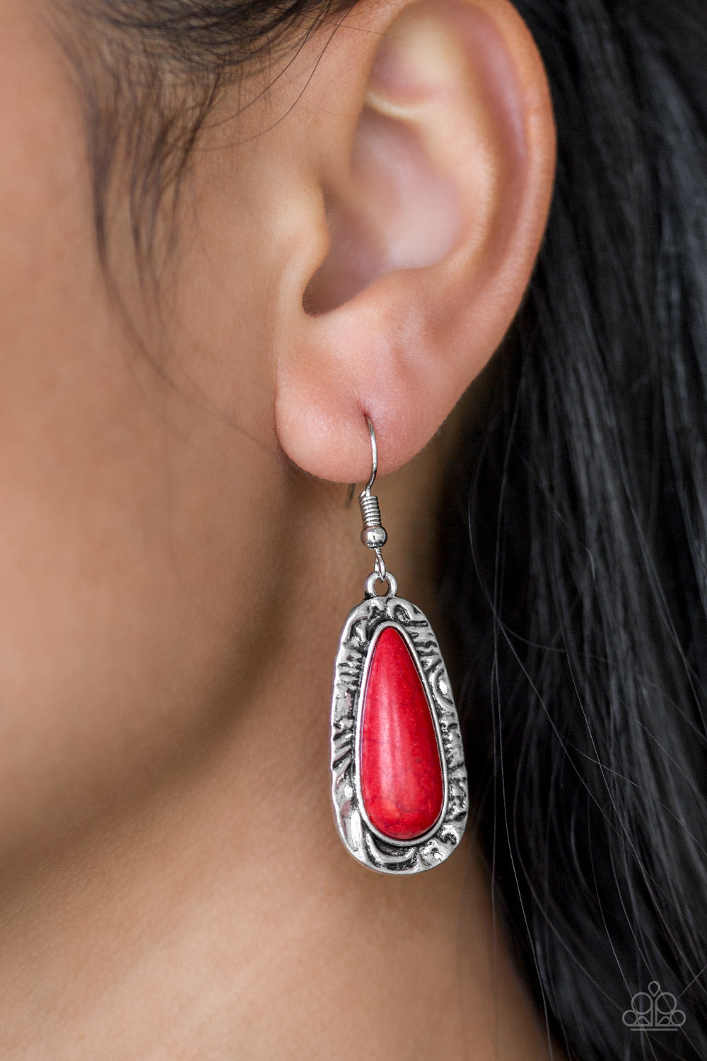 Cruzin Colorado - red - Paparazzi earrings