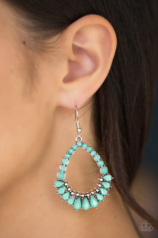 Crystal Waters - green - Paparazzi earrings