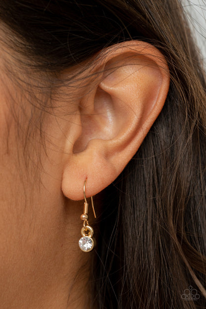 Curvy Couture - gold - Paparazzi necklace