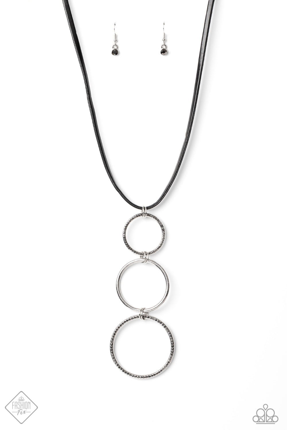 Curvy Couture - silver - Paparazzi necklace