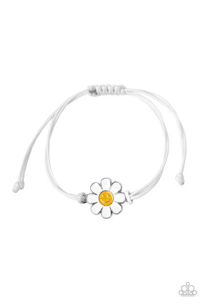 DAISY Little Thing - white - Paparazzi bracelet