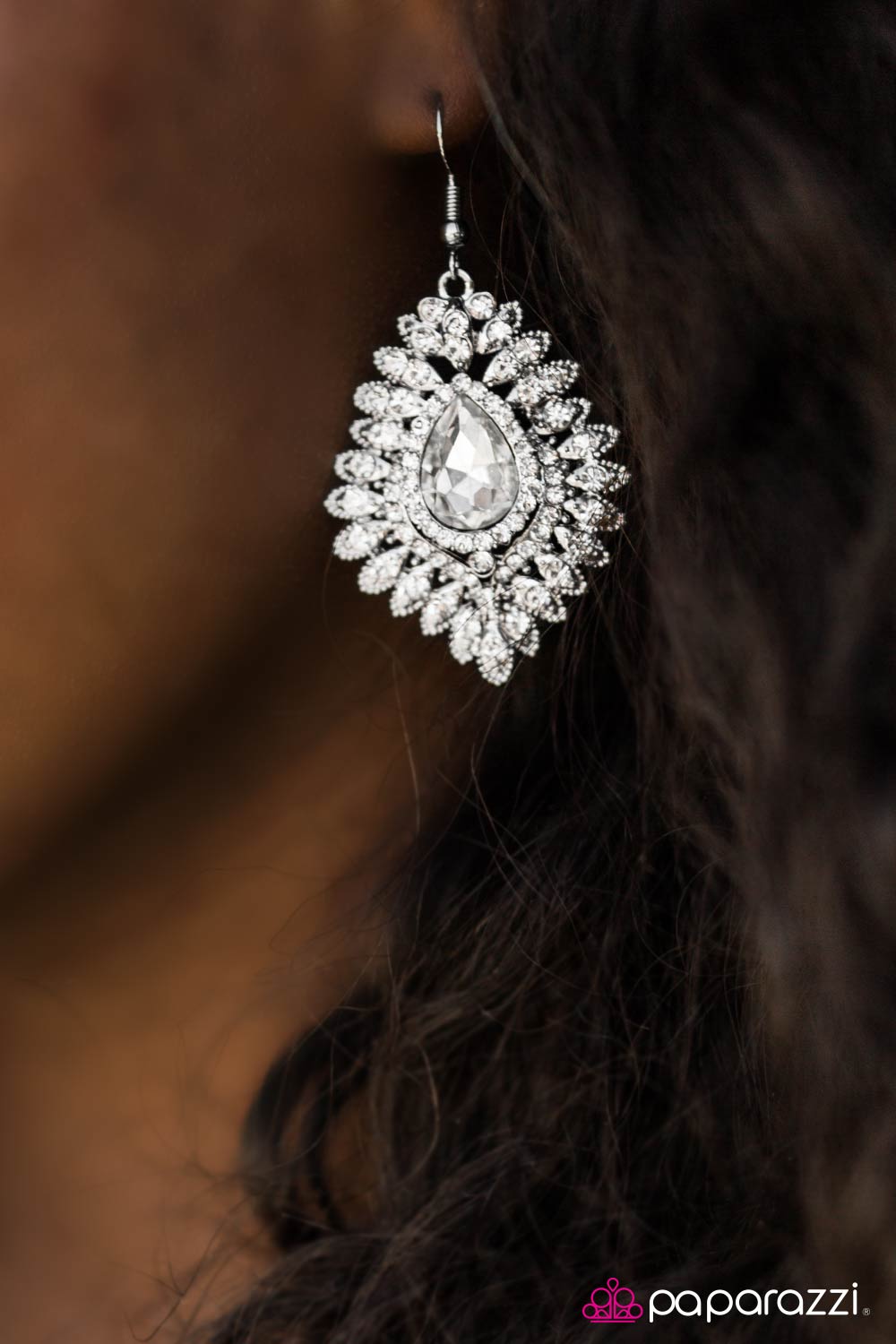 DIVA-de and Conquer - White - Paparazzi earrings