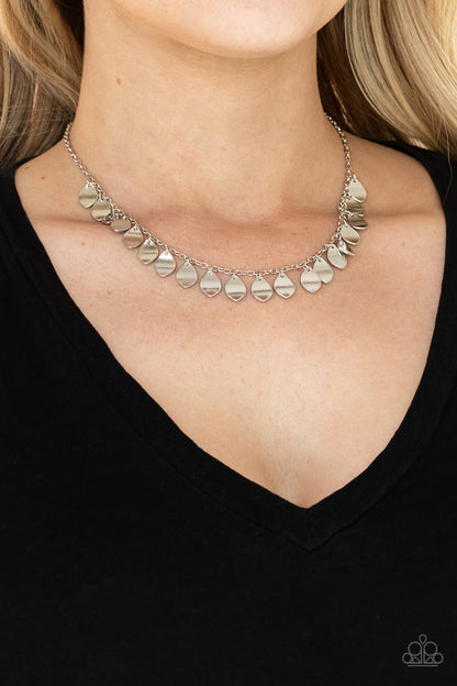 Dainty DISCovery - silver - Paparazzi necklace