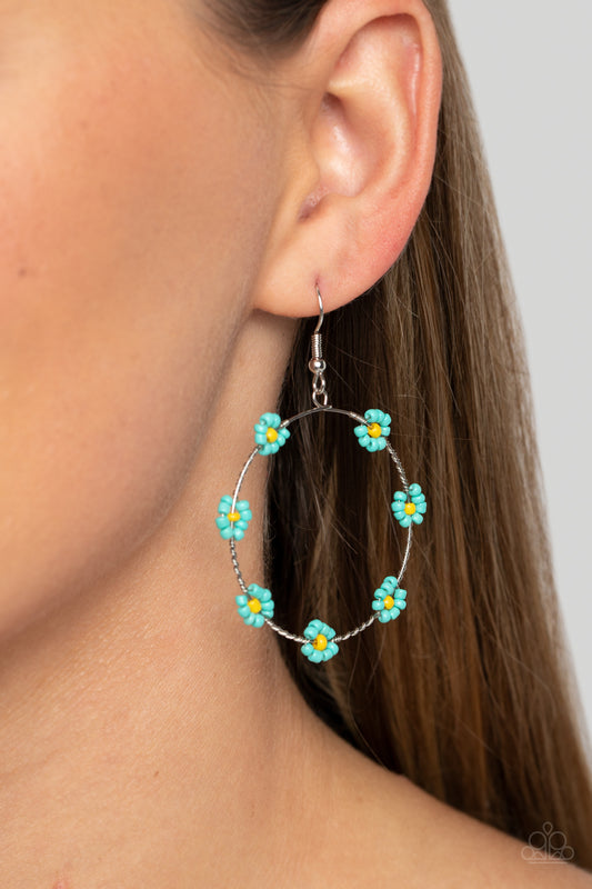 Dainty Daisies - blue - Paparazzi earrings