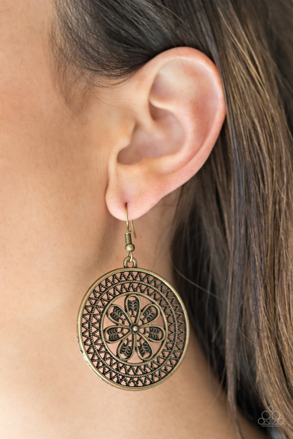 Dandelion Deserts - brass - Paparazzi earrings