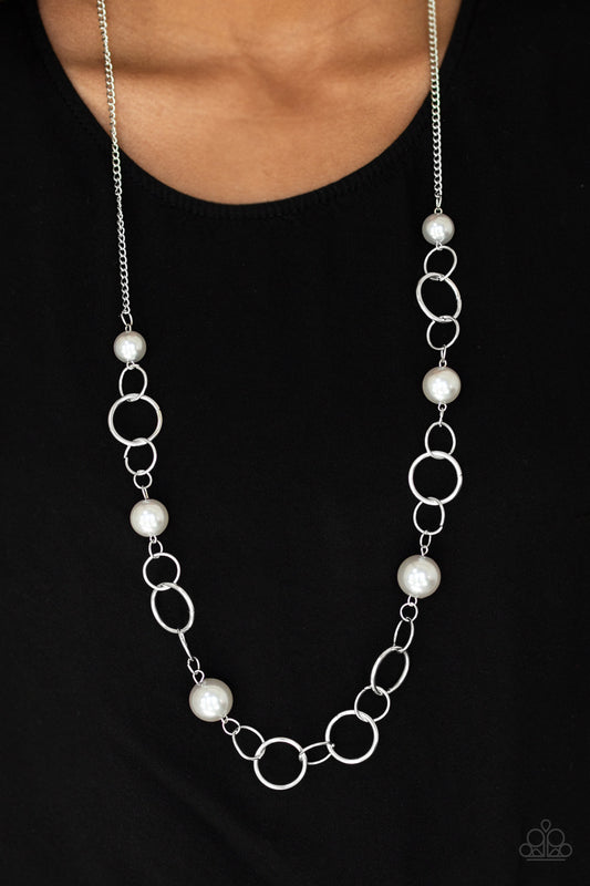Darling Duchess - silver - Paparazzi necklace