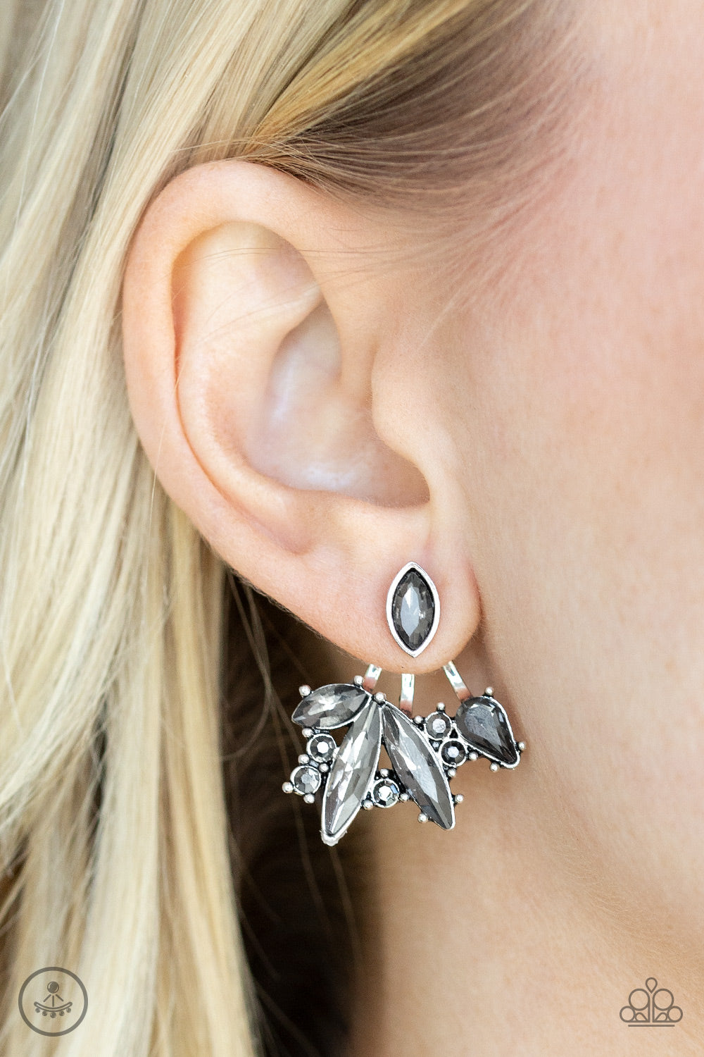Deco Dynamite - silver - Paparazzi earrings