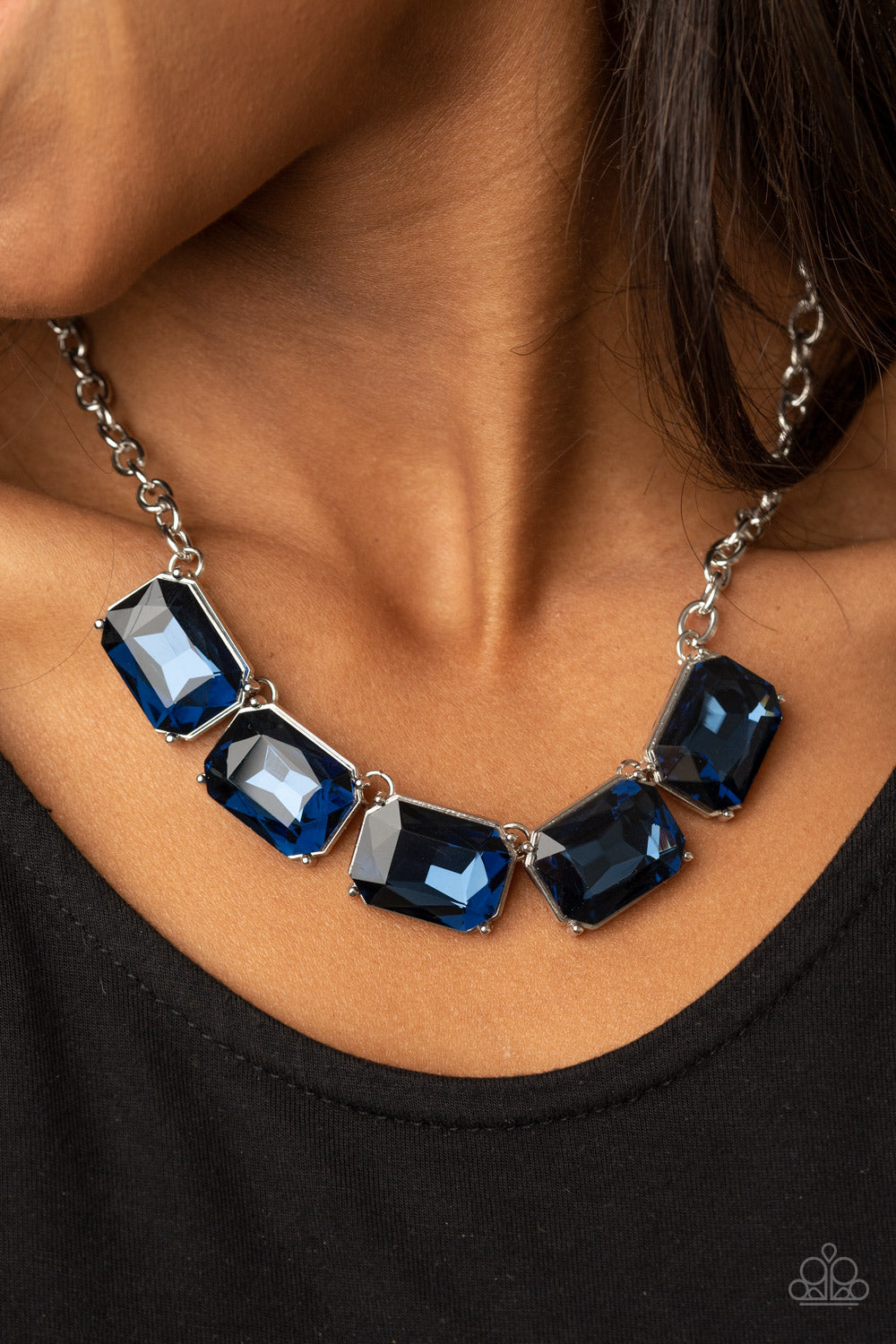Deep freeze diva blue necklace Clearance