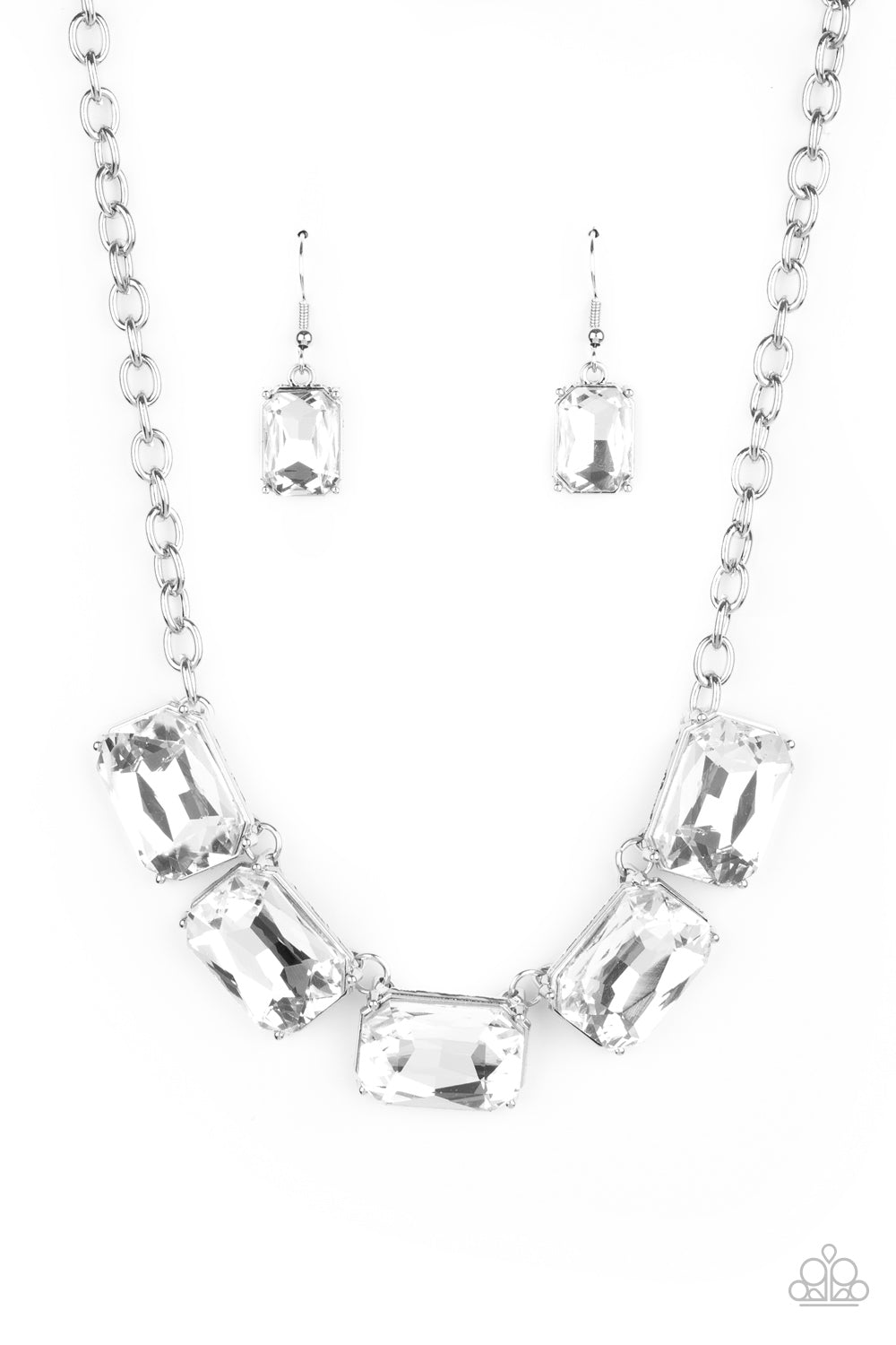 Deep Freeze Diva - white - Paparazzi necklace