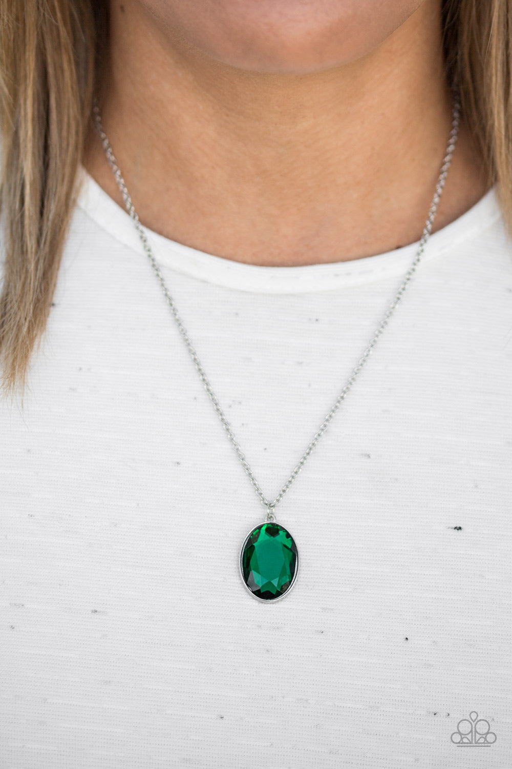 Definitely Duchess - green - Paparazzi necklace