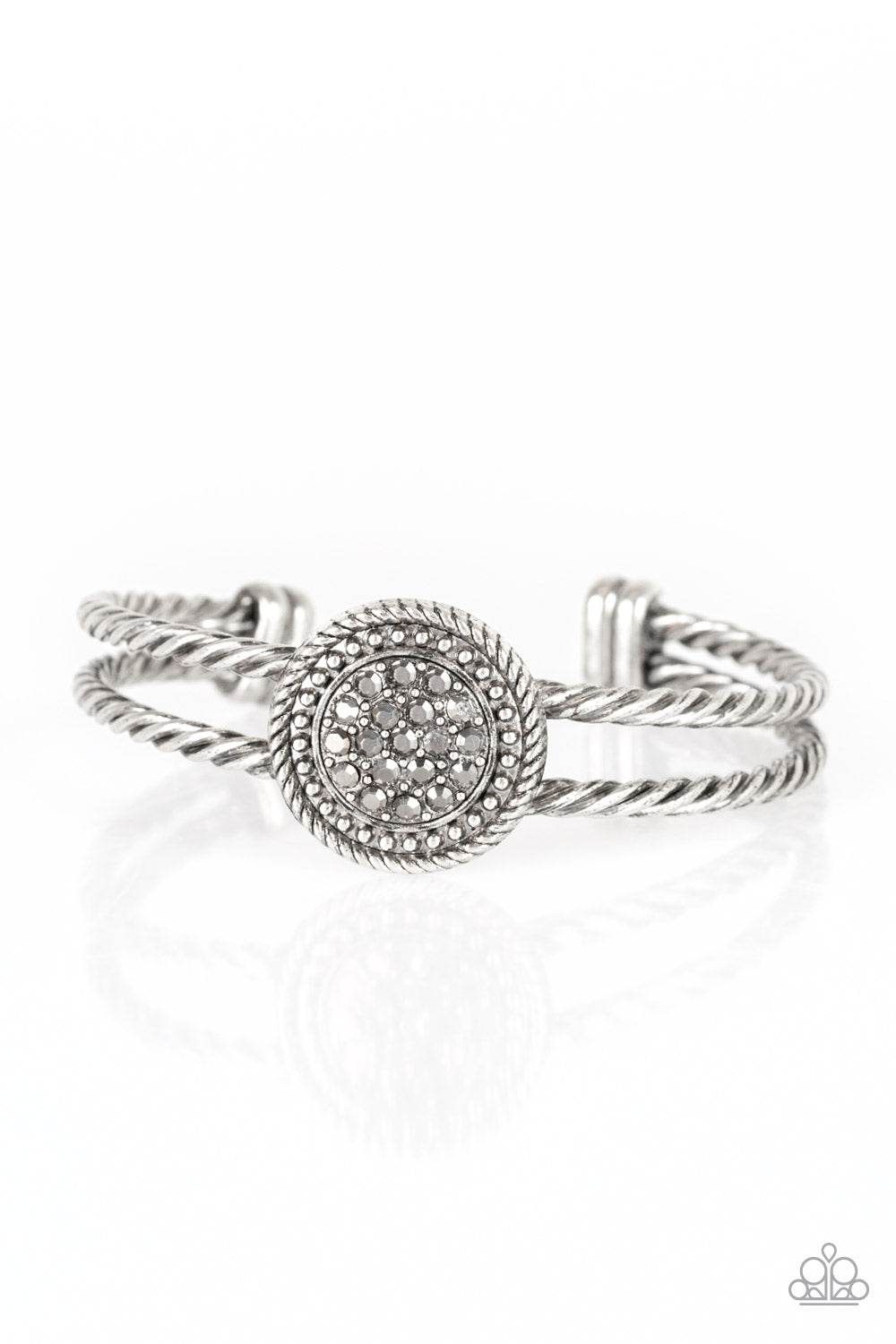 Definitely Dazzling - silver - Paparazzi bracelet