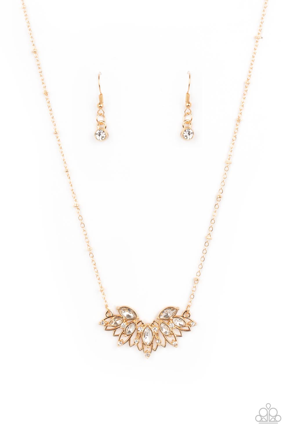 Deluxe Diadem - gold - Paparazzi necklace
