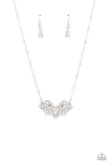 Deluxe Diadem - white - Paparazzi necklace